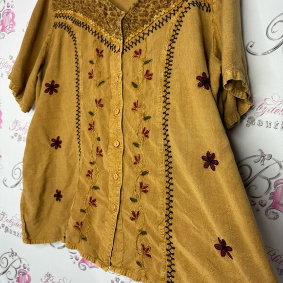 Tradition plus shirt button up western vintage embroidery floral tan belted luxe - Picture 4 of 10